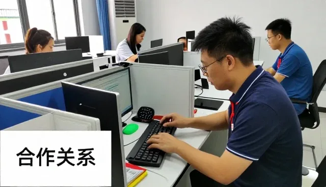 镇宁自治县波波蓝孔雀养殖基地助力种植技术指导实现种植技术指导升级